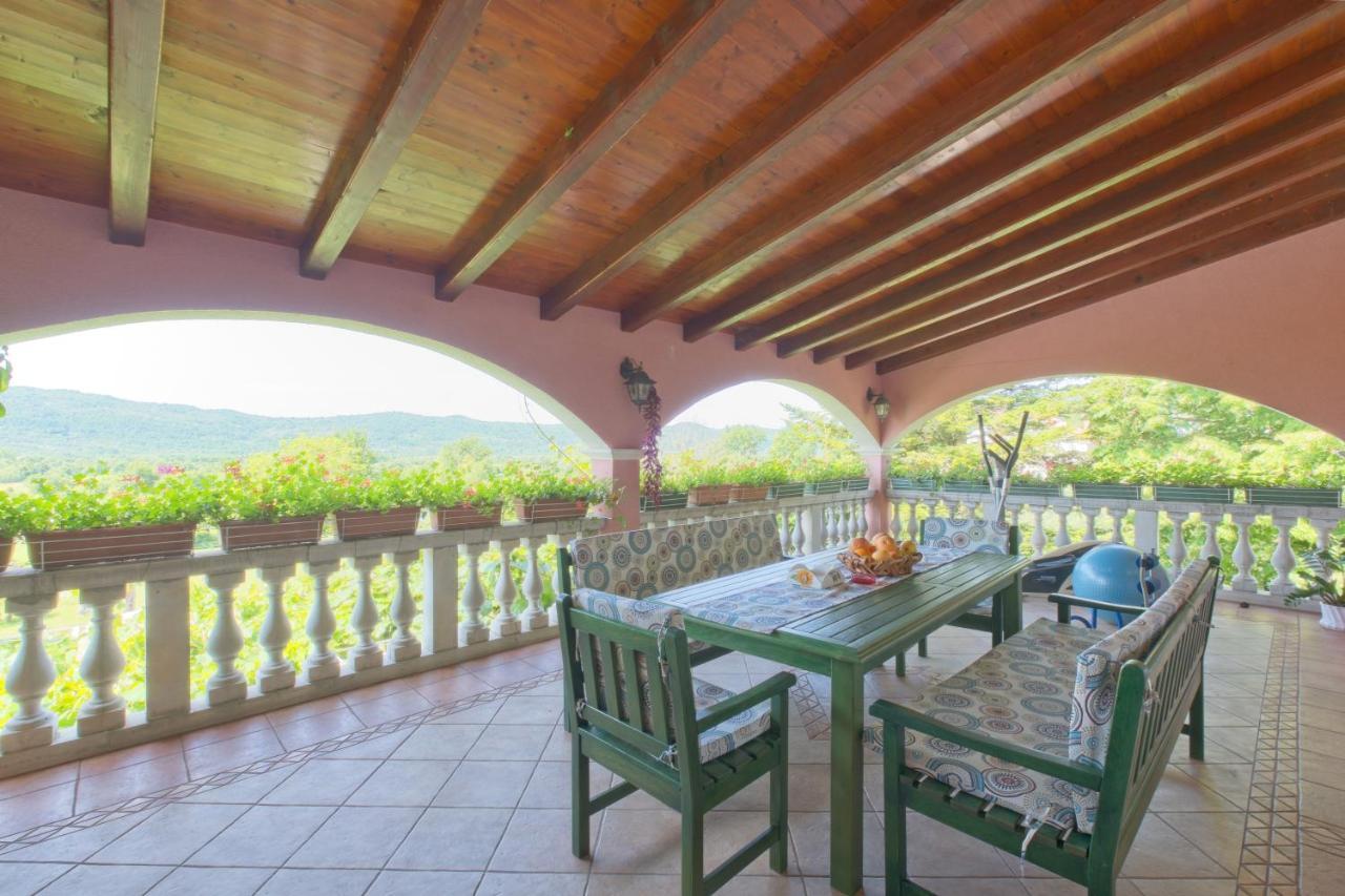 Villa Thousand Roses Lovorno Exterior foto